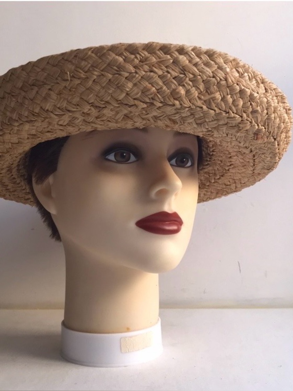 Helen Kaminski Raffia Hat - Picture 2 of 4